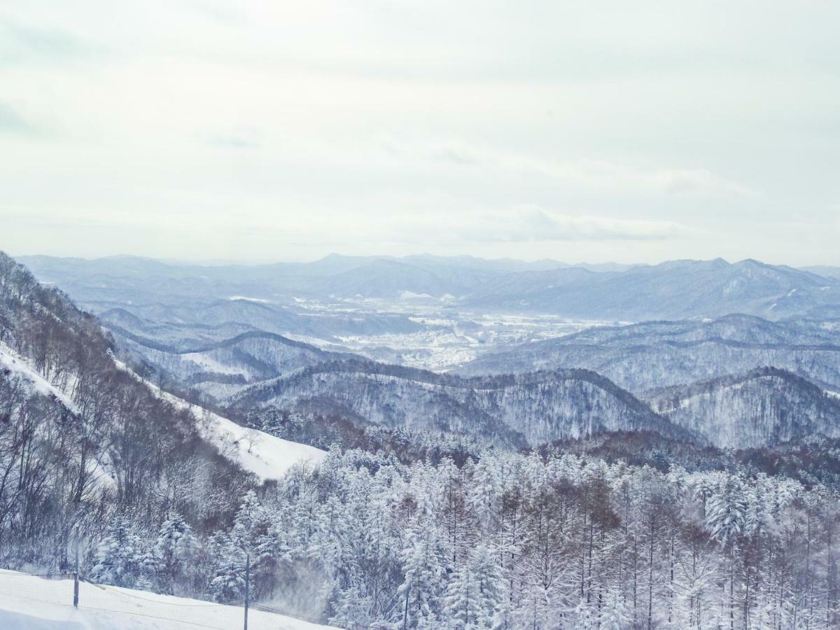 Hotel Mount Racey Yubari Exterior foto